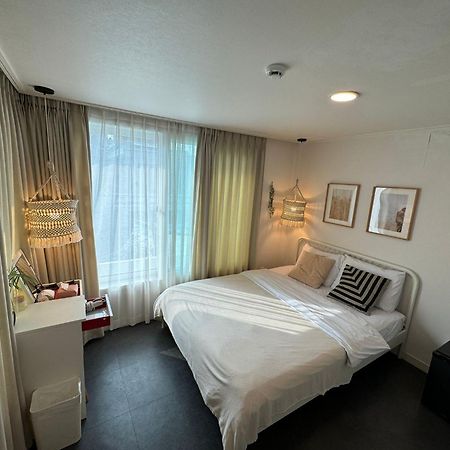 Neat House Hotel Сеул Екстериор снимка